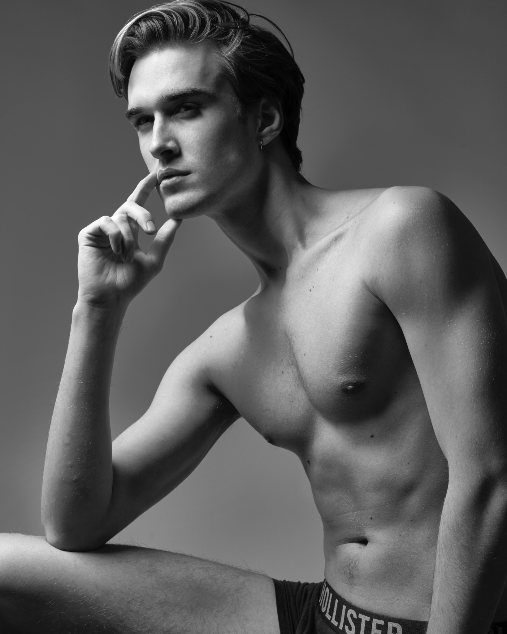 César C · Editorial Look #1